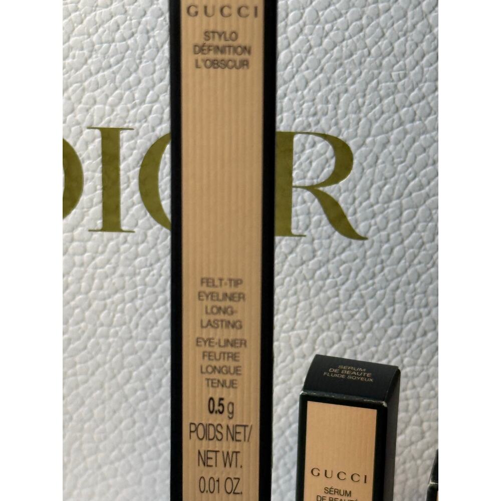 Gucci 5 pc BUNDLE -Pouch, Mascara, Felt-Tip Eyeliner, Priming Serum & Lip Colour - Picture 5 of 12